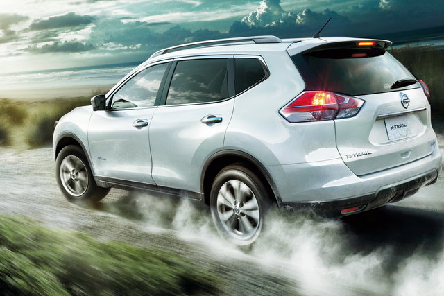 nissan xtrial ibrida 13