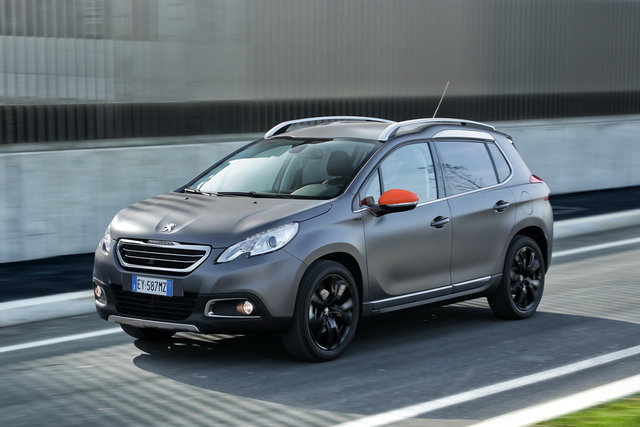 peugeot 2008 matt black 04