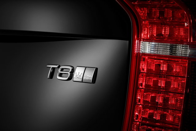 volvo xc90 excellence 10