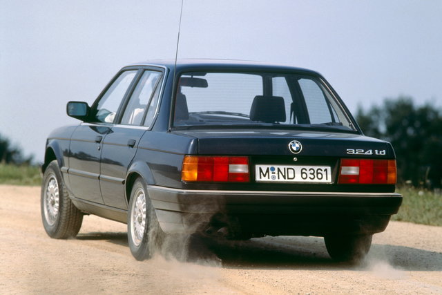 bmw serie 3 storia 25