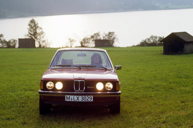 bmw serie 3 storia 28