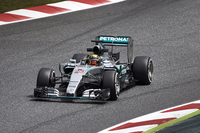 mercedes f1 2015 test 1