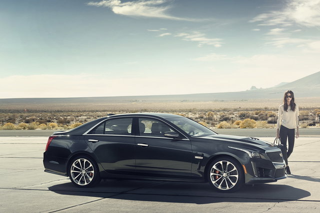 2016 cadillac cts v sedan 005