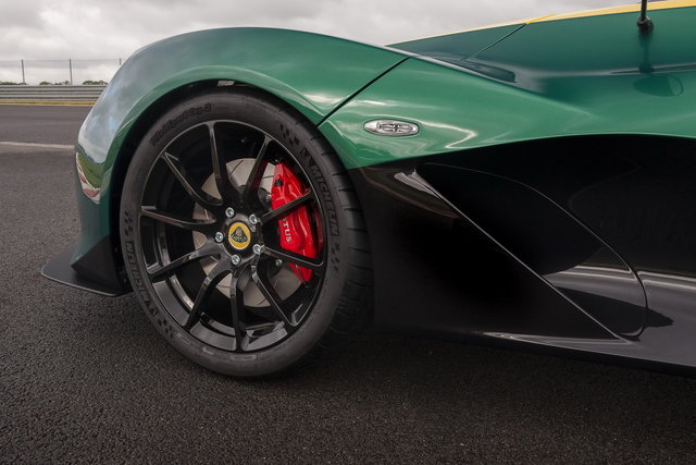 lotus 3 eleven 7