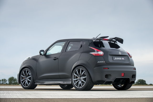 nissan juke r 2 03