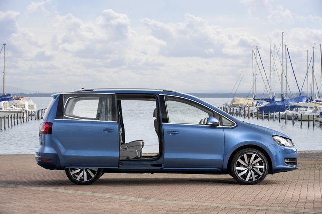 volkswagen sharan 2015 02