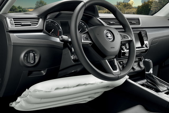 skoda octavia wagon 2015 01