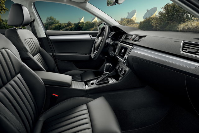 skoda octavia wagon 2015 02