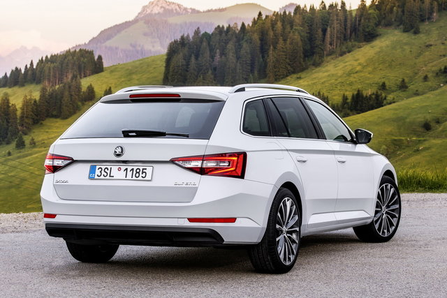 skoda octavia wagon 2015 16