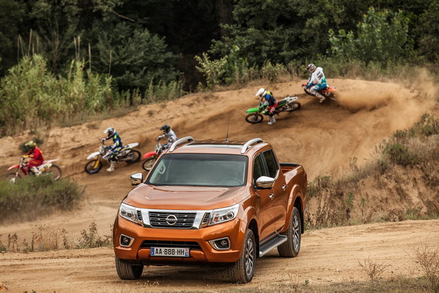 nissan np300 navara 2015 02