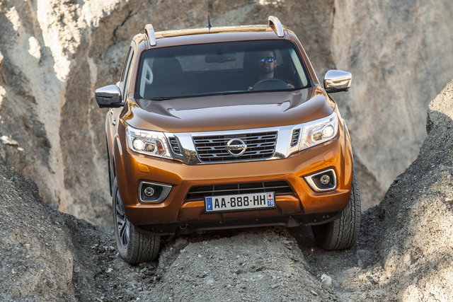 nissan np300 navara 2015 06