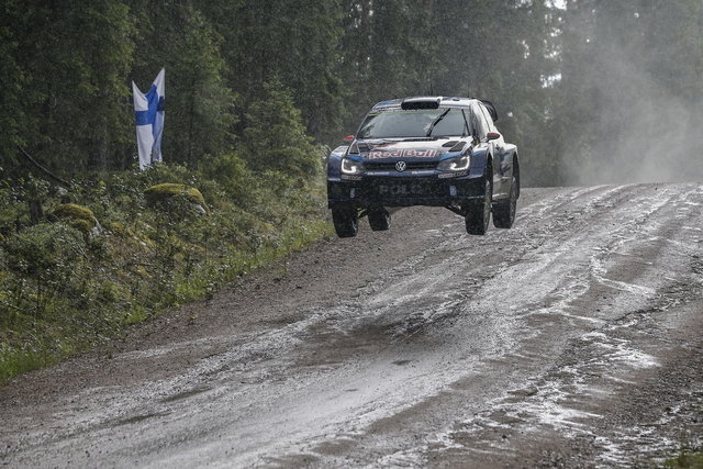 volkswagen polo wrc 2015 finlandia 3