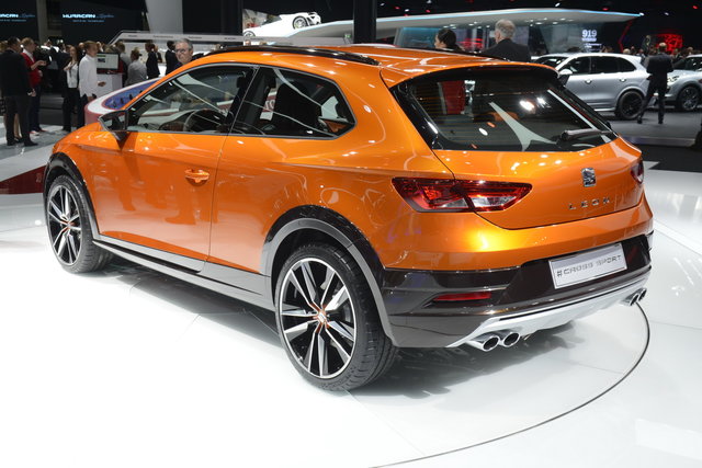 seat leon cross sport 1
