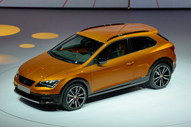 seat leon cross sport 2