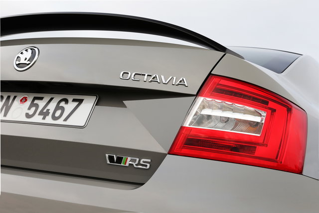 skoda octavia rs 230 08