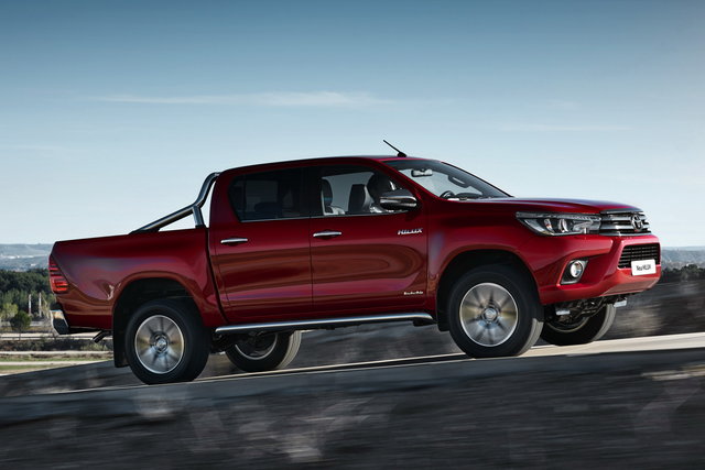 toyota hilux 2015 09