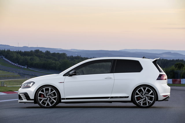volkswagen golf gti clubsport 13