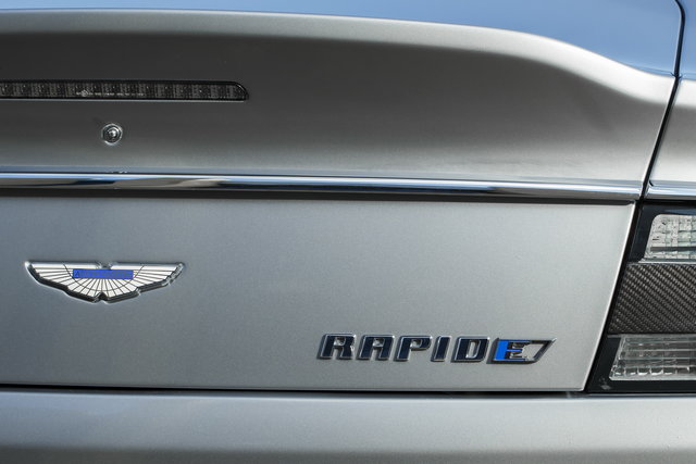 aston martin rapide elettrica 1