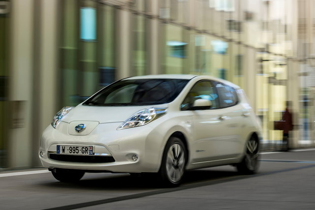 nissan leaf 2015 18