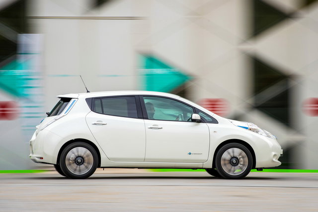 nissan leaf 2015 19