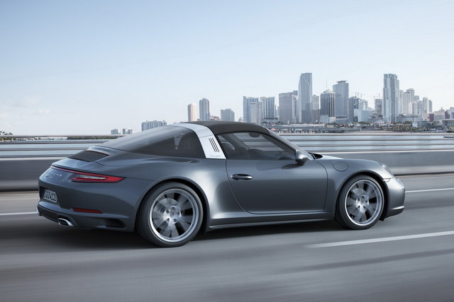 porsche 911 carrera 4 2015 3