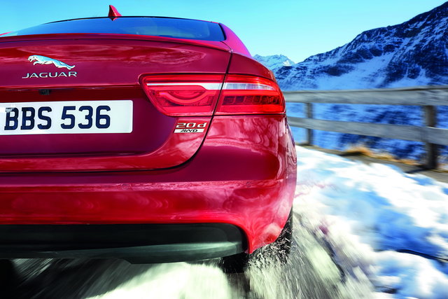 jaguar xe 4x4 12