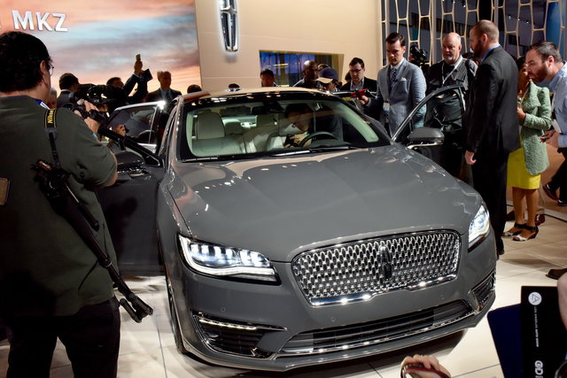lincoln mkz 2016 06