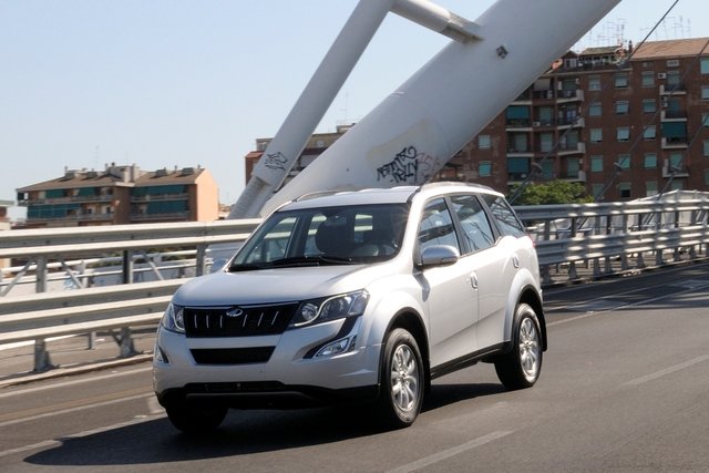 mahindra xuv500 2016 2