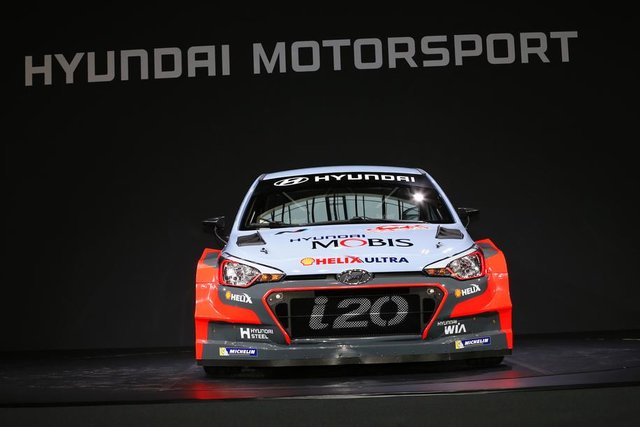 hyundai i20 wrc 2016 04