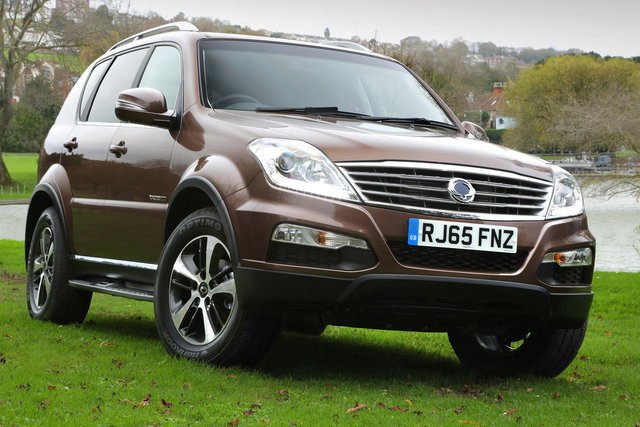 ssangyong rexton 2016 15