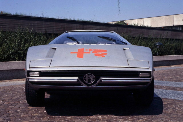 alfa romeo caimano 1971 2