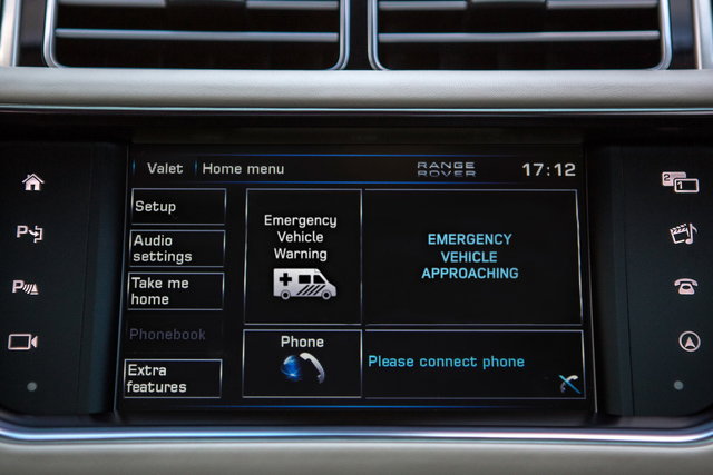jaguer land rover auto connessa guida 1