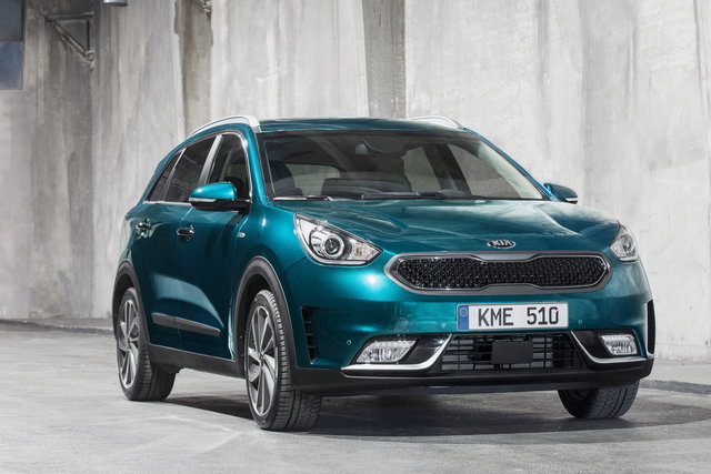 kia niro ibrida 2016 13