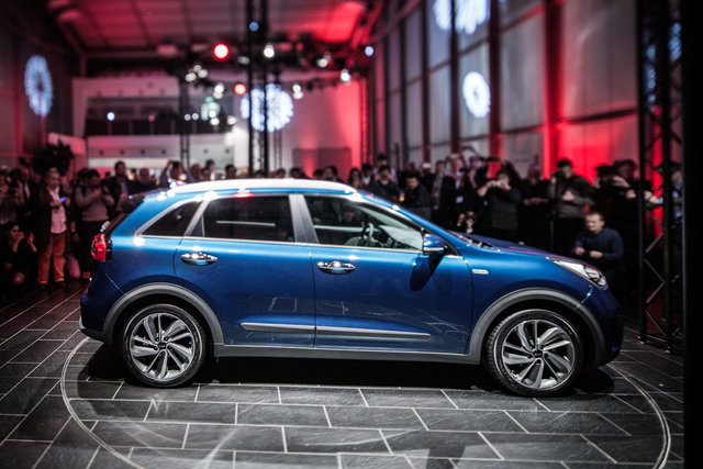 kia niro 4