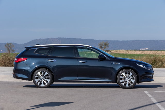 kia optima sportwagon 16