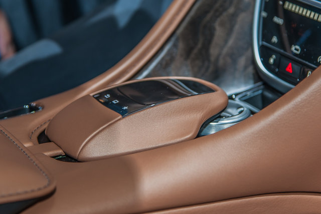 aston martin db11 7