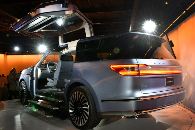 lincoln navigator concept 2016 04