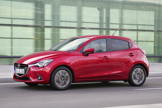 mazda 2 2015 primo contatto 24