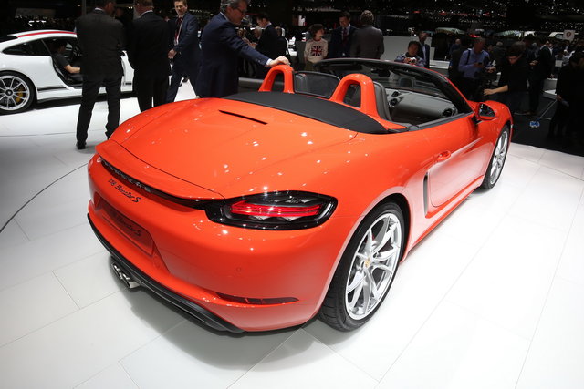porsche 718 boxster 6