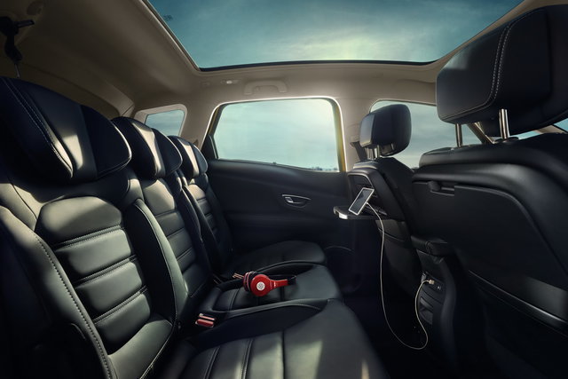 renault scenic 2016 05