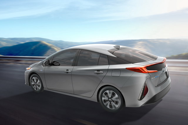 toyota prius prime 06