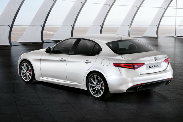 alfa romeo giulia 4 0