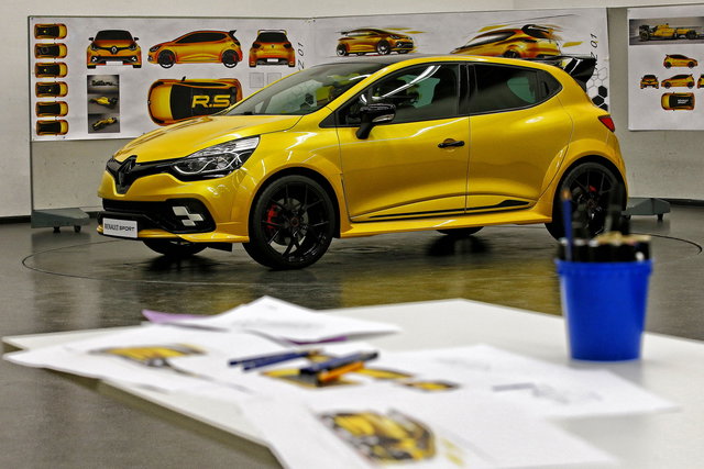 renault clio rs 16 08