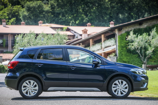 suzuki scross restyling 2016 4