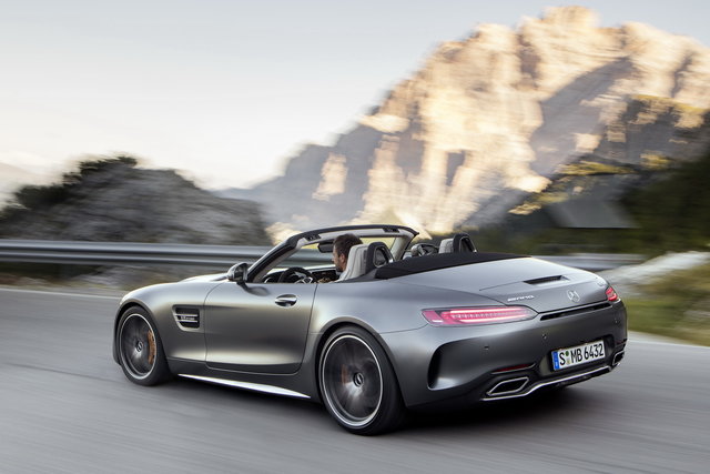 mercedes amg gt roadster 17