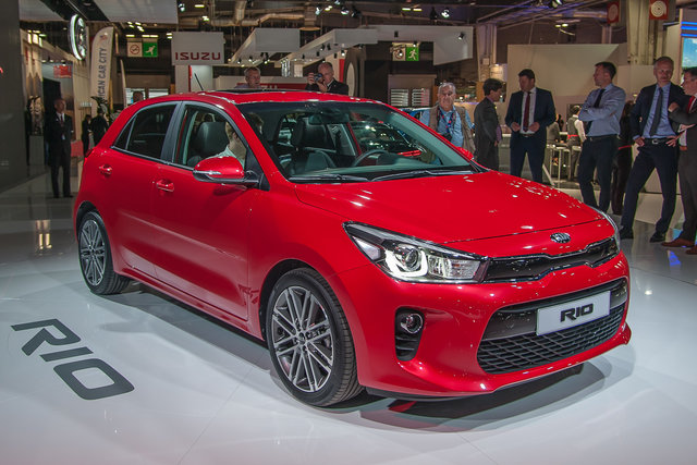 parigi 2016 kia rio 6