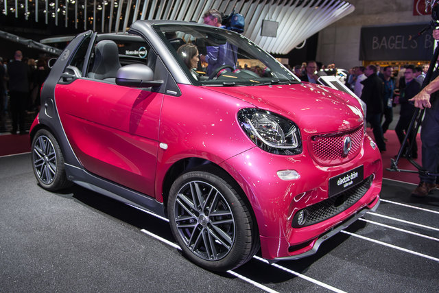 parigi 2016 smart fortwo cabrio ed 2