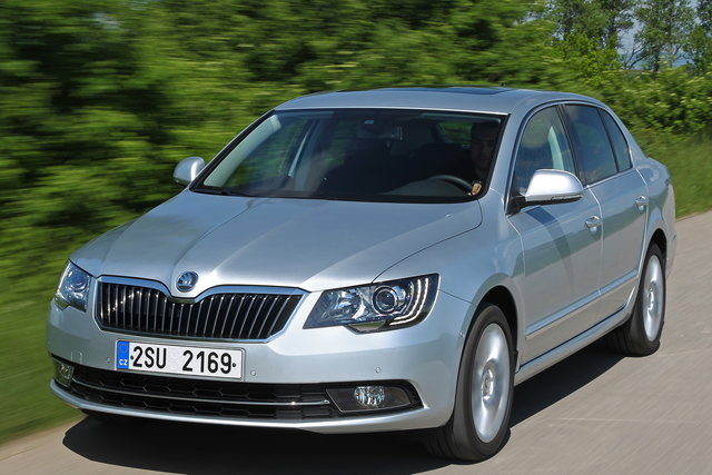 skoda superb 2008 4