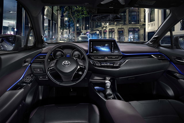 toyota c hr 2016 13