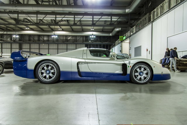 2004 maserati mc12